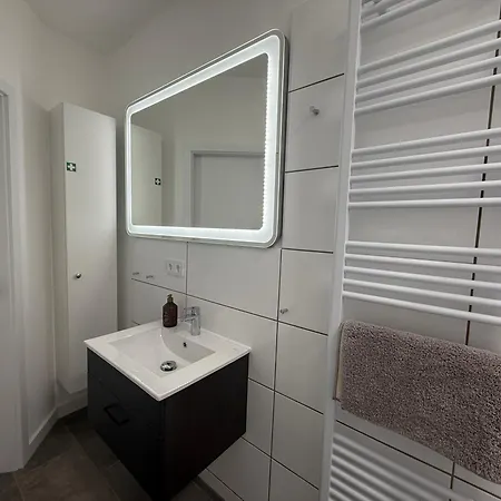 Urban Nest - Design Mit Smart-tv, Self Check-in & Free Parking Burg (Dithmarschen)